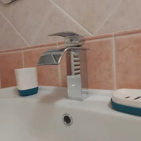 La Apartment *